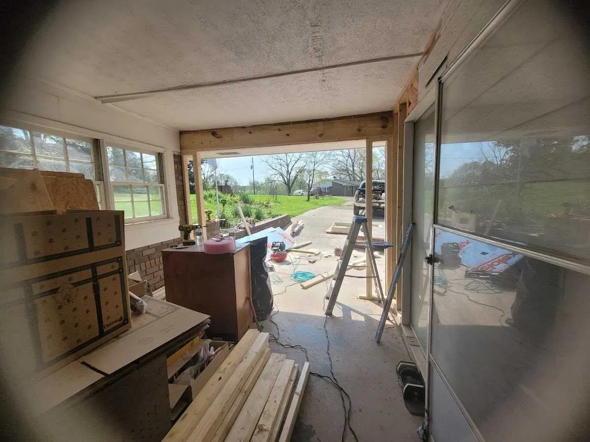 Air movers and dehumidifier for Drying & Dehumidification in Ashwaubenon